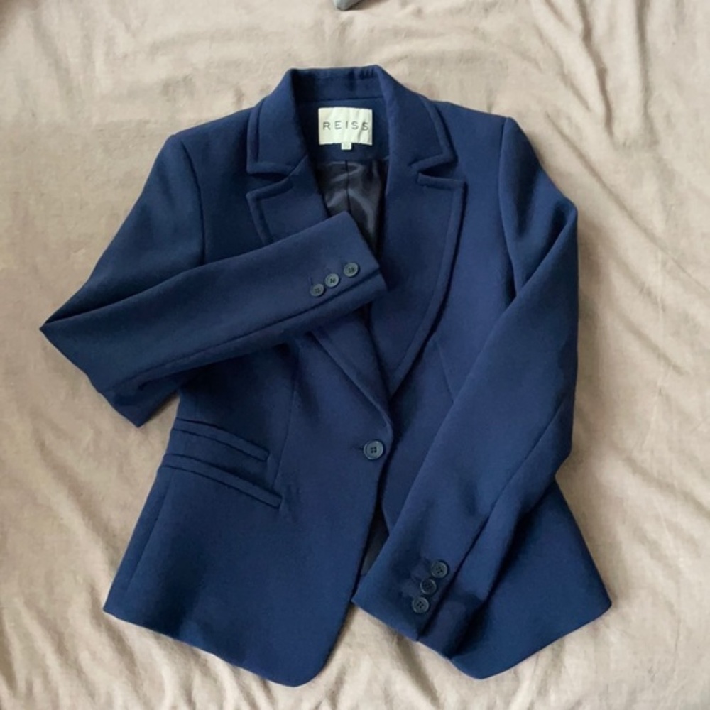 REISS - Size 4 navy Blazer